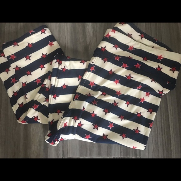 LuLaRoe Pants - Lularoe TC leggings ❤️💙 Memorial Day July 4 nwot
